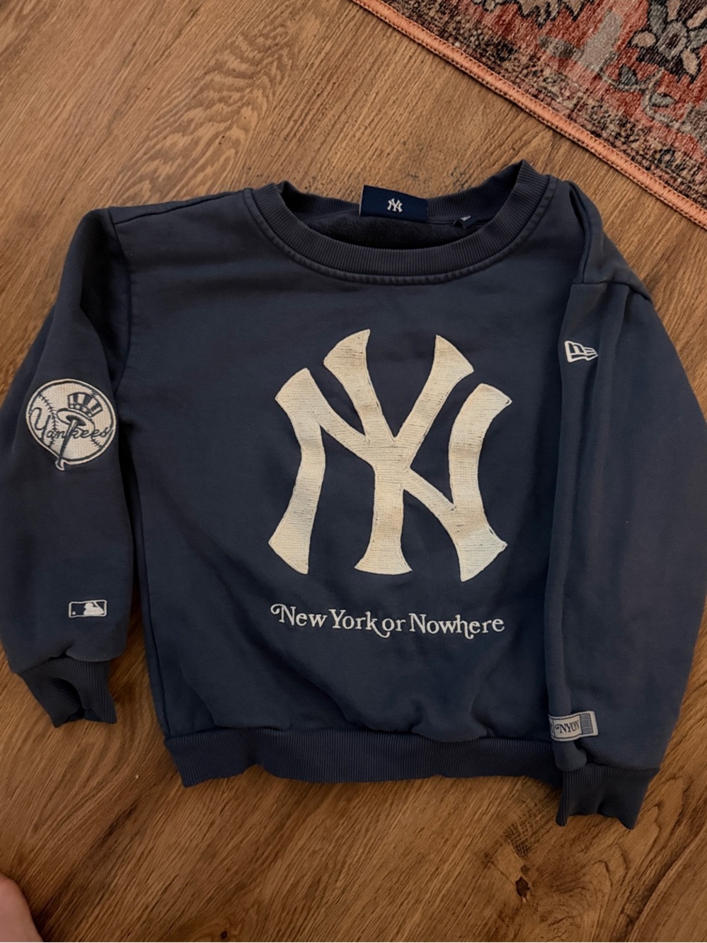 NYON Kids Navy Sweatshirt with White NY YANKEES Logo SIZE M (fits like kids 6/7)